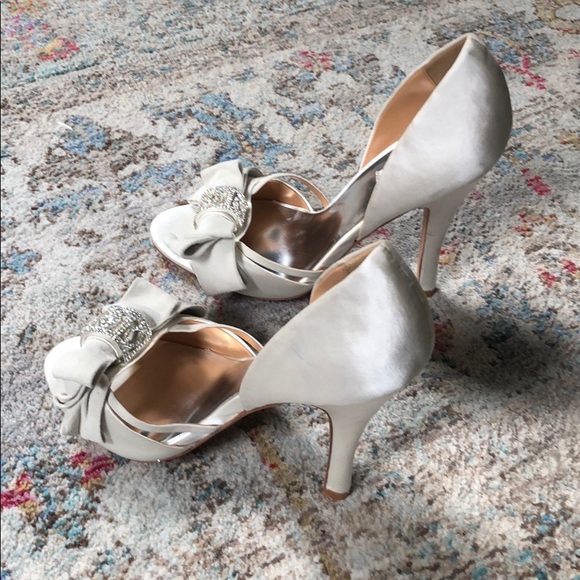 Badgley Mischka Embellished Pumps - Picture 3 of 5